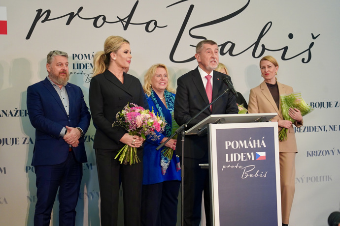 Andrej Babiš už se svou Monikou nežije.