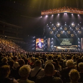 Velkolepý koncert v O2 Areně.