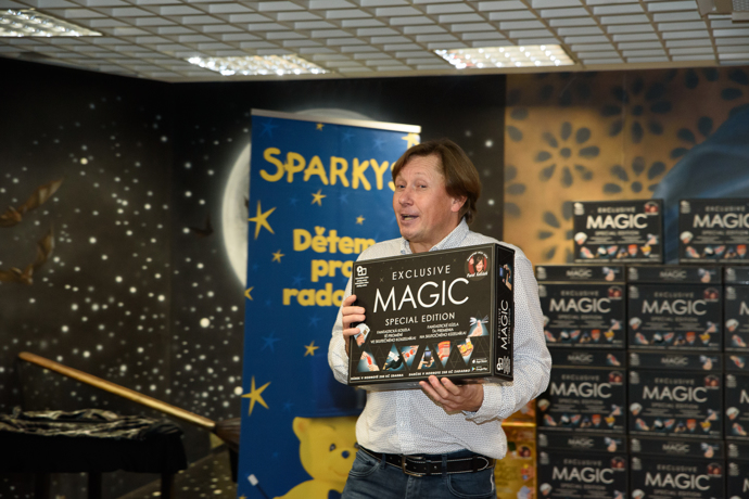 Kouzelník Pavel Kožíšek.