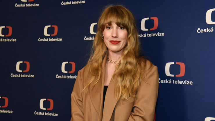 Aneta Krejčíková na premiéře minisérie Volha zazářila.
