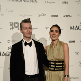 Vojtěch Vodochodský představil na Českých lvech svou novou přítelkyni Marii. 