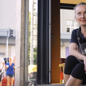 Zaměstnanci kavárny si vyslechnou chválu...