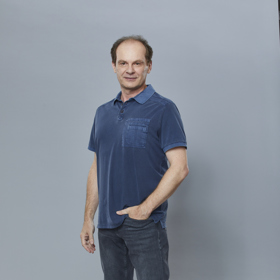 Adrian strávil v Ulici 17 let.