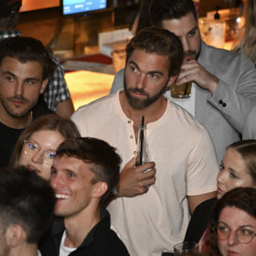 Tomáš sledoval díl z publika.