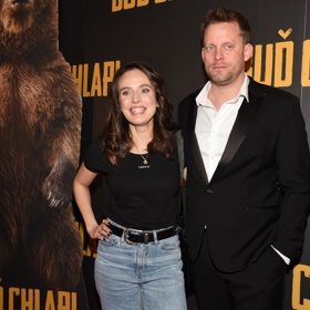 Tereza Ramba a Jakub Prachař se objevili v hlavních rolích nové komedie Buď chlap.