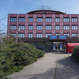 Centrum pro uprchlíky v přípravě.