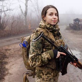 Žena bránící svou rodnou Ukrajinu.