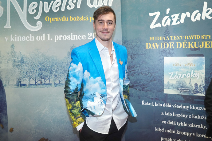 Radek Melša září v nové pohádce Největší dar. 