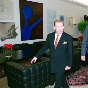 Václav Havel a Miloš Zeman na snímku z roku 1999.