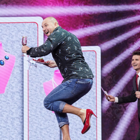 Jeho manželka byla překvapená, jak mu to jde. 