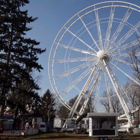 Chybět nebude ani obří kolo. 