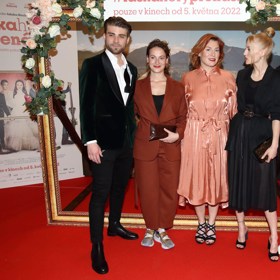 Premiéra filmu Láska hory přenáší.