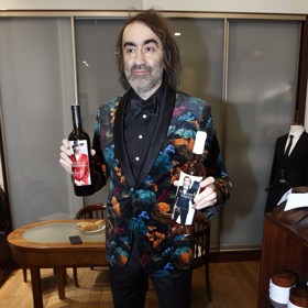 Herec Jakub Kohák je tváří nové kolekce krejčovství Bernhardt.