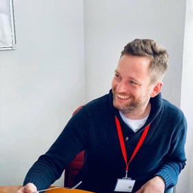 Je to velký fešák a dobrá partie.