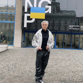 Maye Musk na návštěvě Prahy.