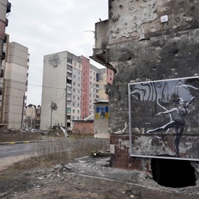 Slavný Banksy působil na Ukrajině.