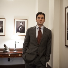 Wes Bentley jako Jamie Dutton.