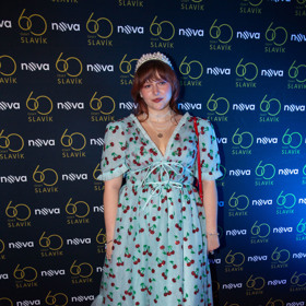 Zpěvačka Karin Ann.