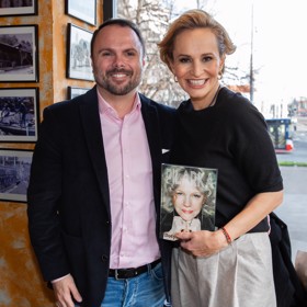 Monika Absolonová pokřtila knihu o Evě Pilarové.