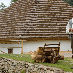 V roce 2012 byla vydána knižní verze celého příběhu Kouzla králů.