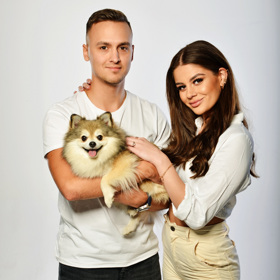 Reality show Like Haf. Čtyři zamilované páry a jejich mazlíčci soutěží o titul nejlepší influencerské rodiny.