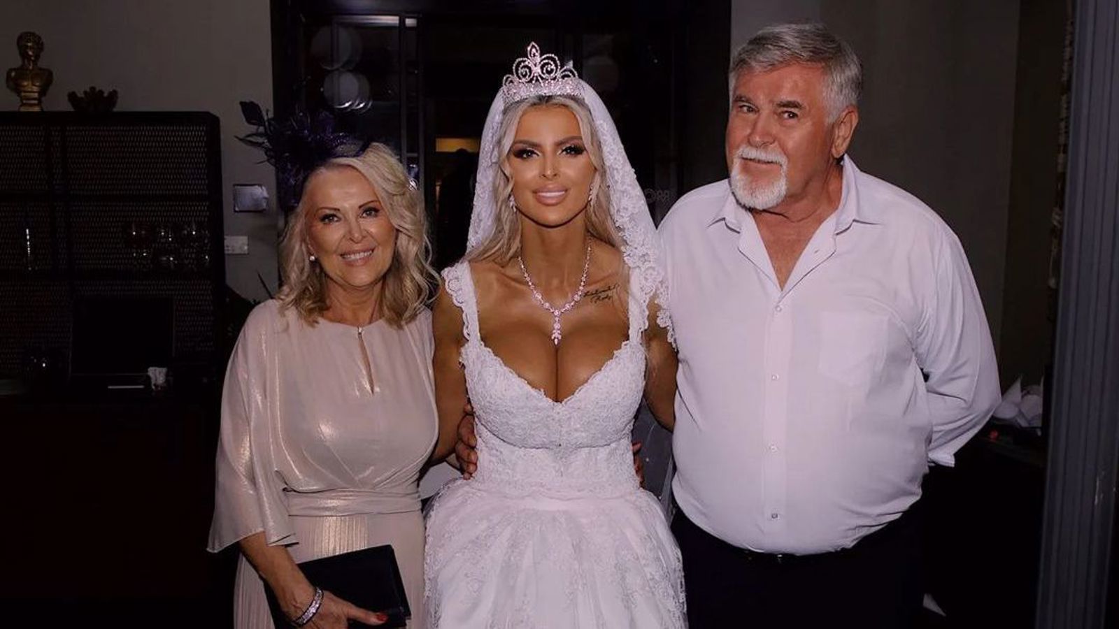 Lela Ceterová ukázala rodiče: Co říkají na Karlose Vémolu?