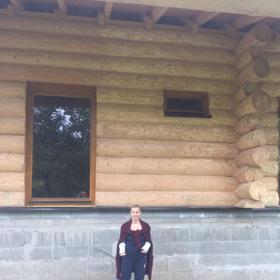 Lída si zlomila obě zápěstí.