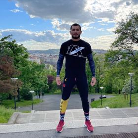 Makhmud Muradov se připravuje na elitní zápas.