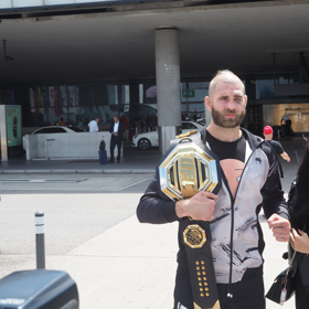 Kamila je po boku Jiřího Procházky už roky. 