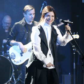 Pódium je jejím životem. 