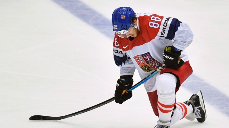 Smutný David Pastrňák po vyřazení ve čtvrtfinále MS v roce 2018