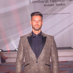 Ego podle Separa přepisuje americké flowy do slovenštiny. "A ještě to nazve profesionálním songwritingom," říká Separ.