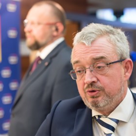 A také poslanec ODS Marek Benda.