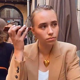 Poté, co začala válka na Ukrajině, úplně se stáhla ze sociálních sítí.