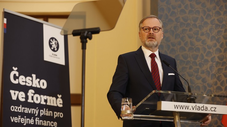 Galerie: Petr Fiala v Indii: Země se mu klaní, pojmenovali po něm ...
