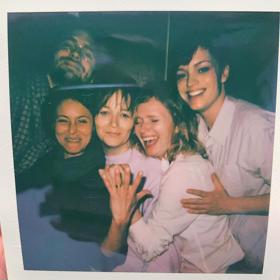 Ester Geislerová sdílela rodinný snímek.