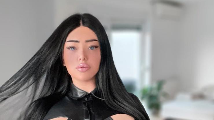 Galerie: Chorvatka Claudia Rivier: Moje maxi prsa jsou přírodní, nosím