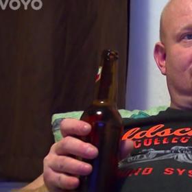 Vláďa alkoholu nikdy neřekne ne.