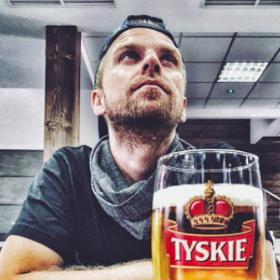 Dnes již třetím rokem abstinuje.