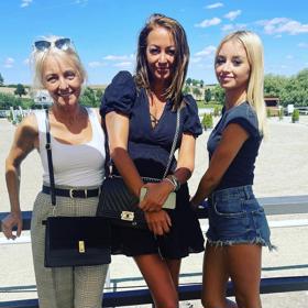 Agáta se pochlubila Chanel kabelkou.