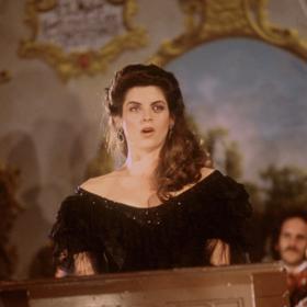 Kirstie ve filmu Sever a Jih.