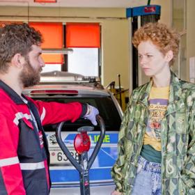 Kameníková si za Grand Prix vysloužila nominaci na cenu Českého lva za vedlejší ženskou roli. 