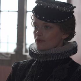 Alžběta I. a Alžběta II., zlaté královny z roku 2020.