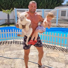 Karlos Vémola slaví Den otců.