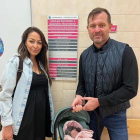 Agáta s partnerem Jaromírem a jejich malým pokladem.