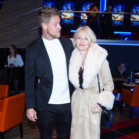 Veronika Žilková se veřej tulila k Agátinu ex Adamu Raiterovi. 