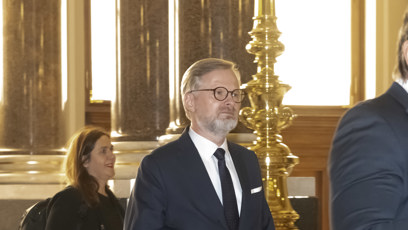 FOTO: Dorazil i předseda vlády Petr Fiala.