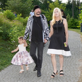 Bohuš Matuš s manželkou Lucií a malou Natálkou.