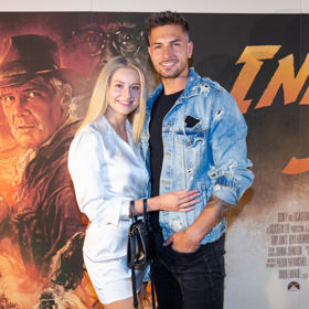 Nejdříve však požádal o svolení svou partnerku, jak s humorem říká v rozhovoru pro eXtra.cz. 