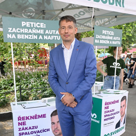 Diviš kandidoval na prezidenta.